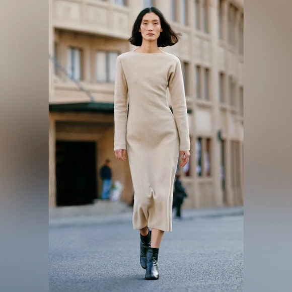 ZARA BOUCLÉ WOOL DRESS Ivory - Picture 1 of 16